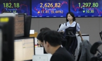 尾盘三大指数翻红！今天的A股很硬气 军工、小金属7连涨